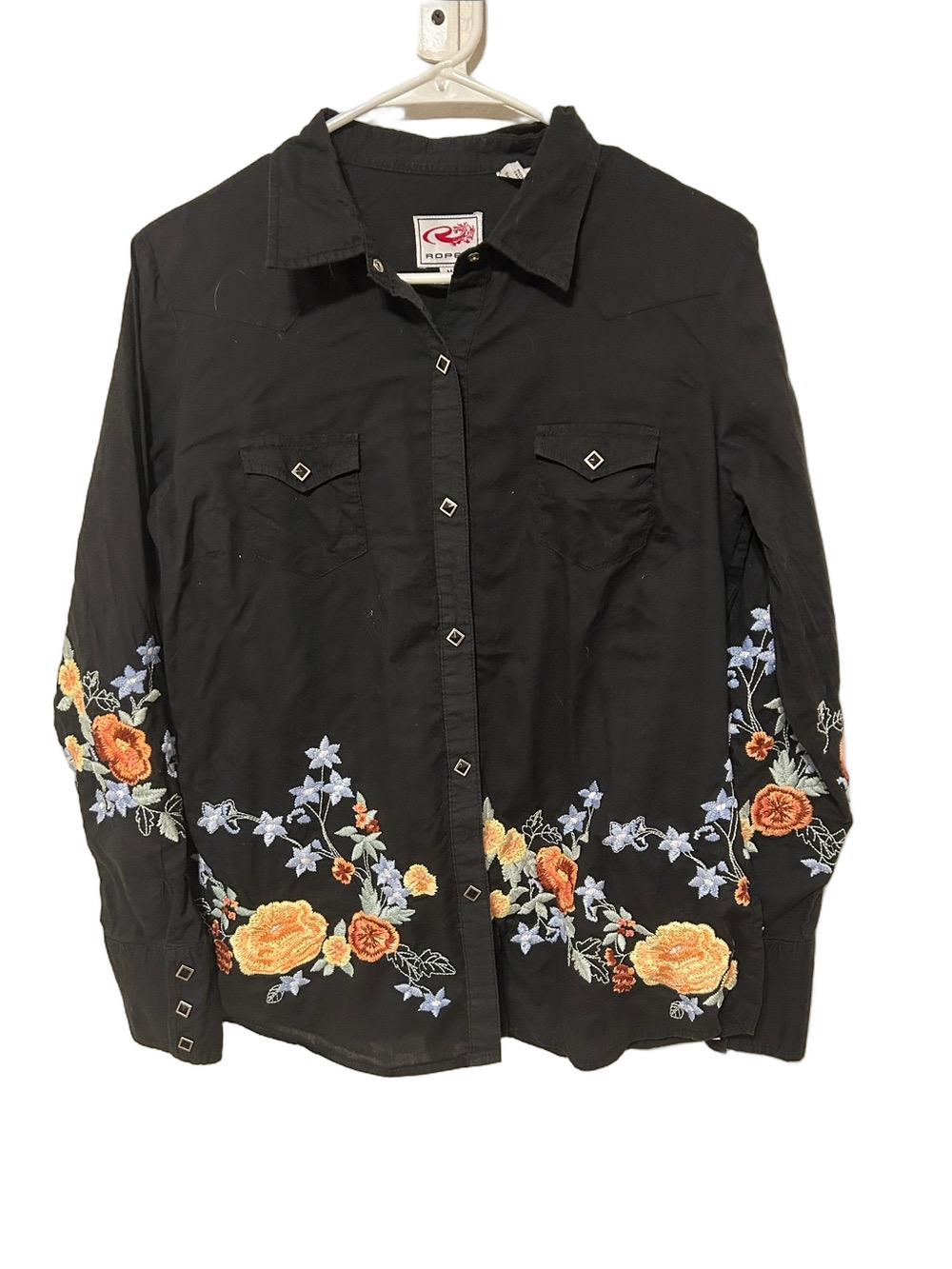 🐞ROPER Black Embroidered Floral Button-Up Shirt long sleeve size M GUC